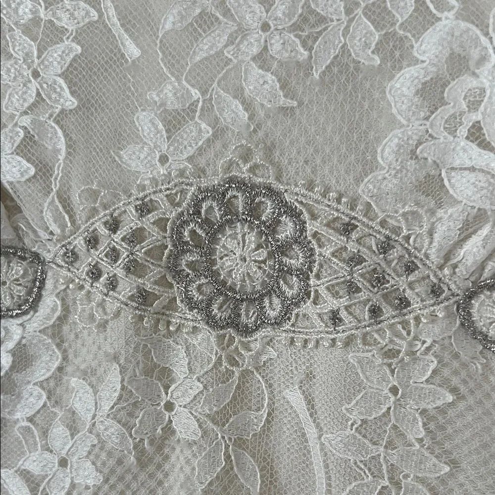 Vintage Claire Pettibone Sleeveless Wedding Dress In Size 8 — image 4 of 8